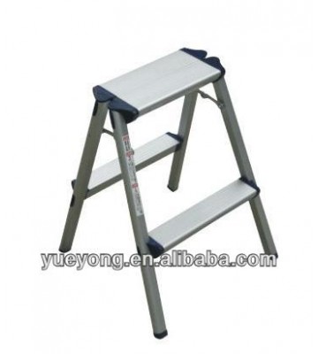 Foldable 2 step aluminum ladder